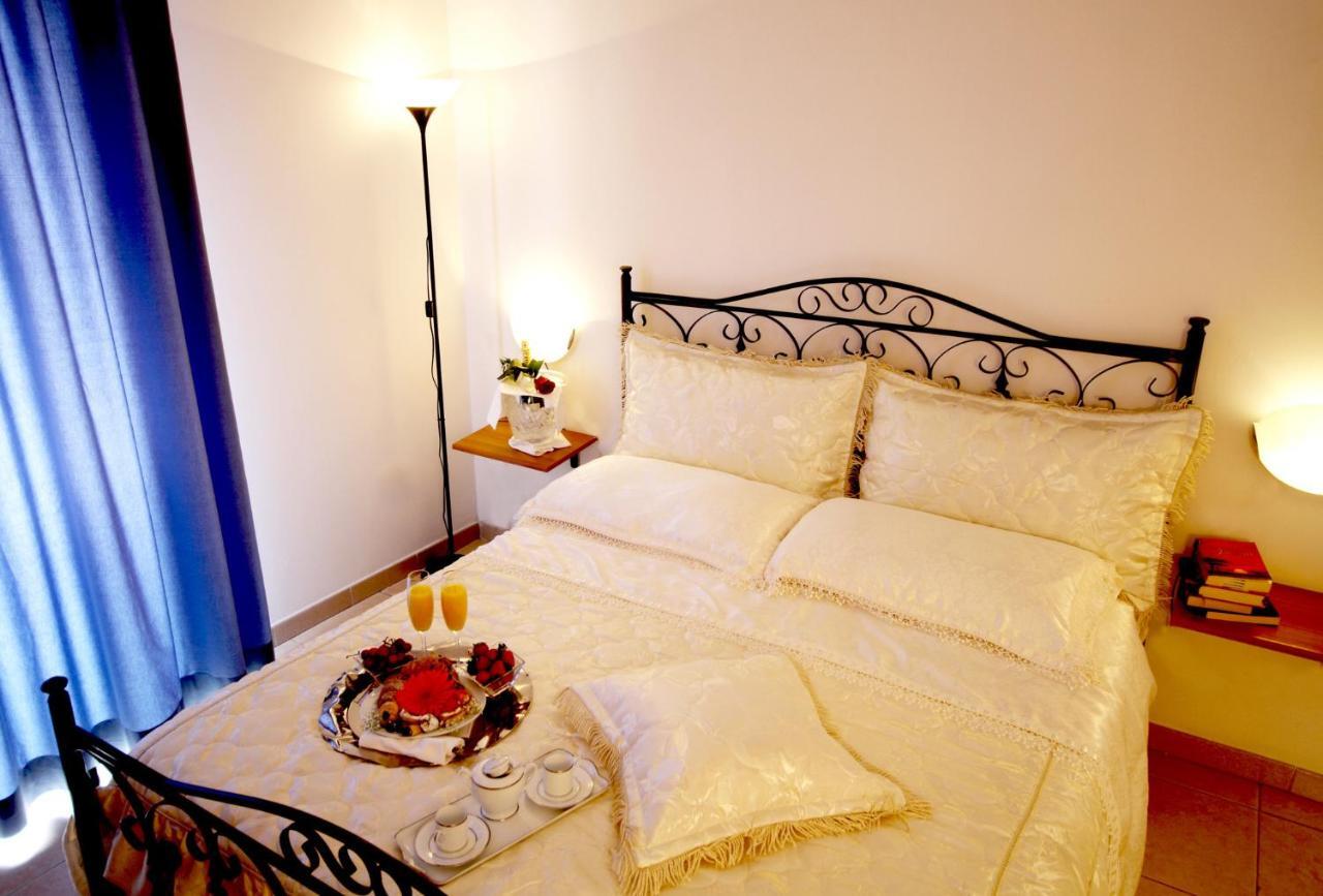Hotel Valemare Тропеа Екстериор снимка